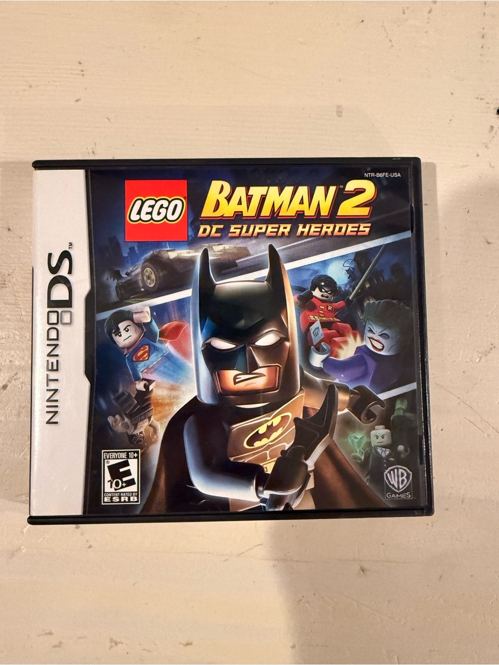 LEGO Batman 2 DC Super Heroes Nintendo DS - Black & Yellow Cover